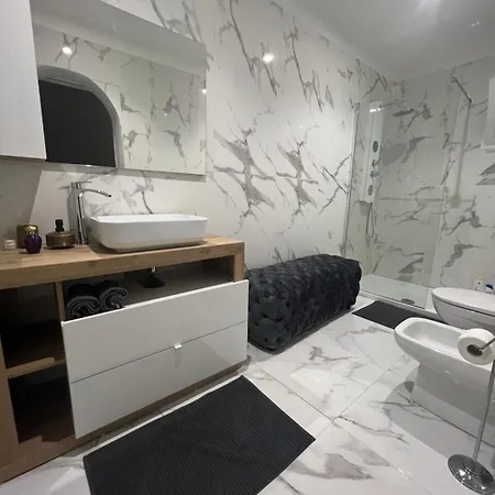 Nikolas Penthouse Lägenhet Bari